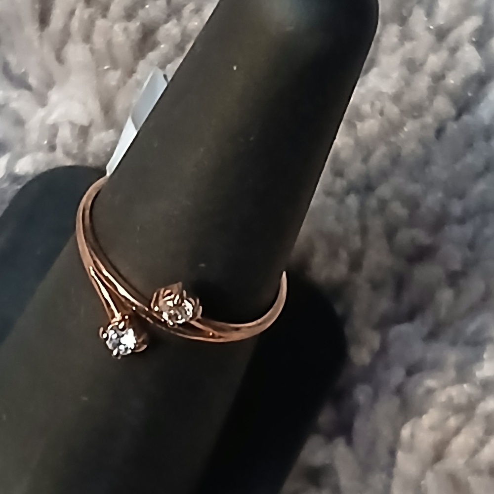 Rose Gold 925 Sterling Silver Double Dove Ring with Clear Stones - Picture 3 of 10